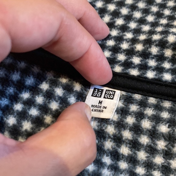 Uniqlo Houndstooth Zip Up Fleece - Picture 9 of 11